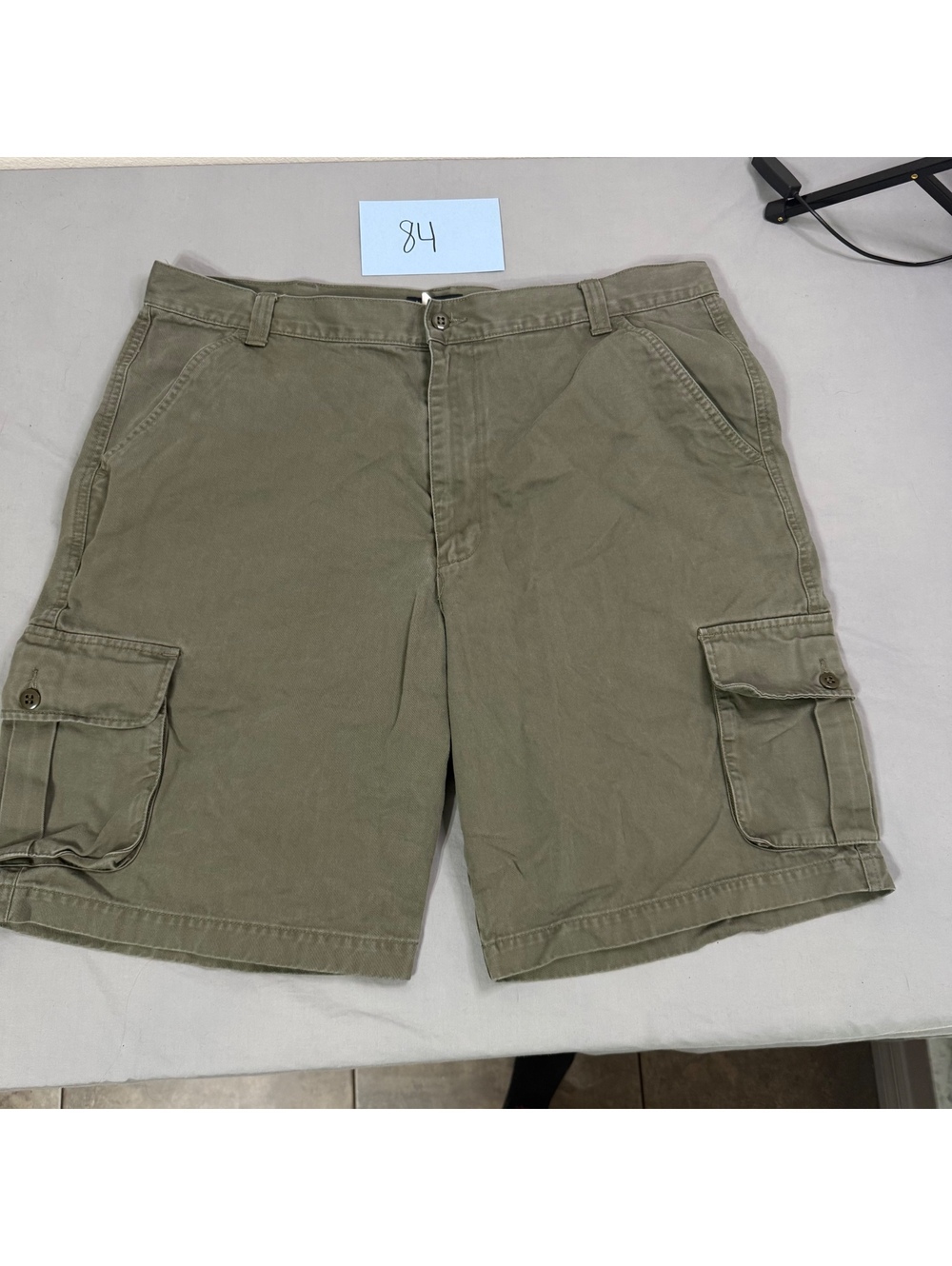 Dockers Khaki Green Cargo Shorts Men's Size 40W